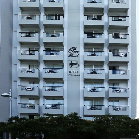Pier Aparthotel